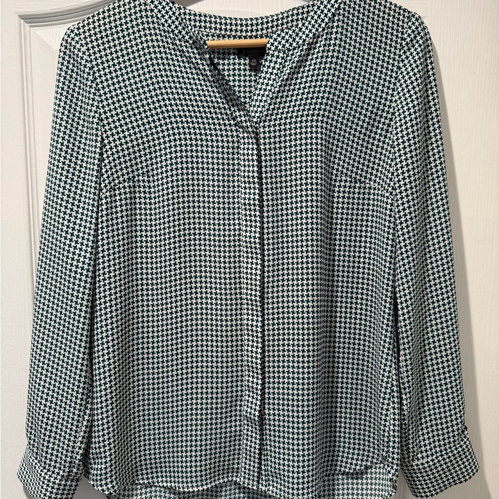 Talbots Green & White Houndstooth Button-Front Blouse
